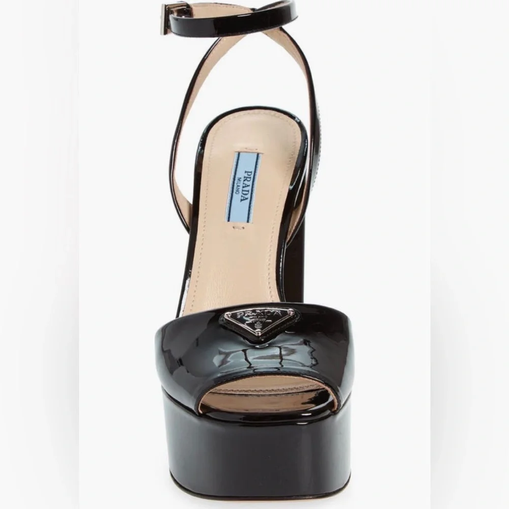NIB $1290 Prada Patent Platform Sandal in BLACK Patent, Size 9US / 39EU
